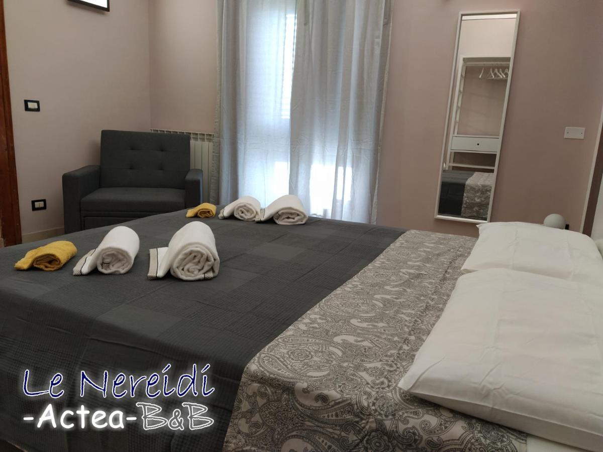 Le Nereidi B&B Acireale Centro Exterior photo
